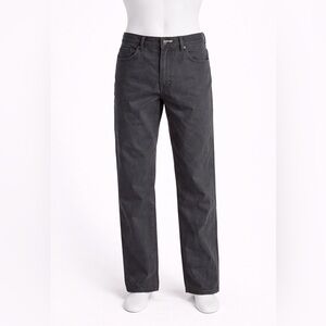 👖 Wrangler Men’s Straight-Fit Jeans – Size 34×32 (Washed, Never Worn)